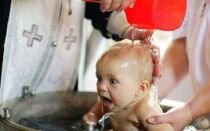 Можно ли крестить ребенка в пост: разрешения и запреты таинства
